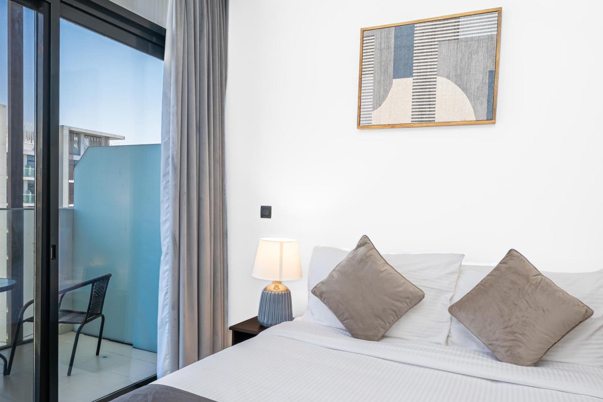 Escape24 Stylish Studio Azizi Riviera 8 Meydan One Dubai Eksteriør billede